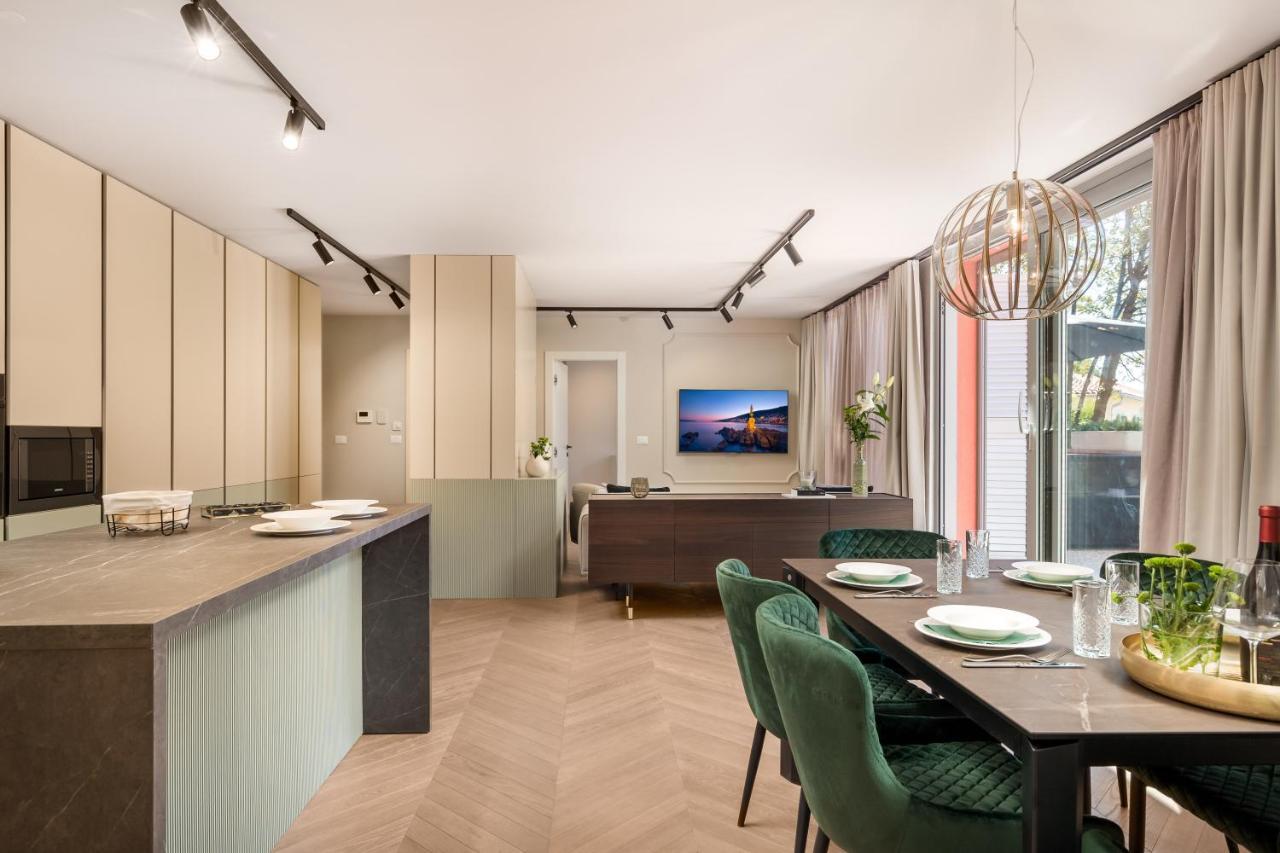 Abau Residence Apartment- 50M To The Sea 오파티아 외부 사진