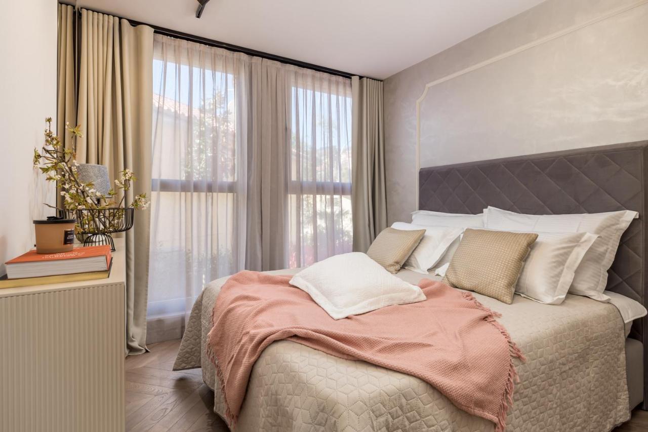 Abau Residence Apartment- 50M To The Sea 오파티아 외부 사진